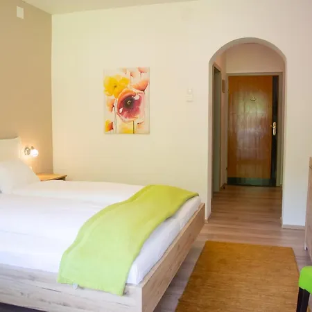 Klamberghof Burgstaller Hotel 3*