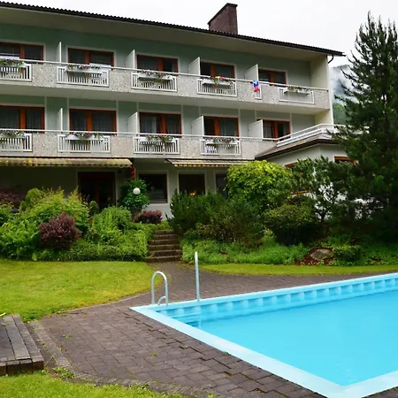 Klamberghof Burgstaller 3* Feld am See