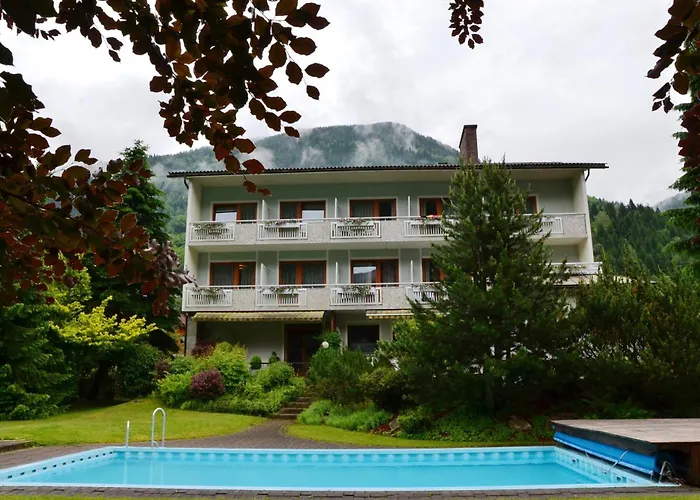 Klamberghof Burgstaller Hotel